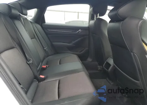 2022 Honda Accord Hybrid Sport из США, поврежденный, VIN 1HGCV3F26NA047321